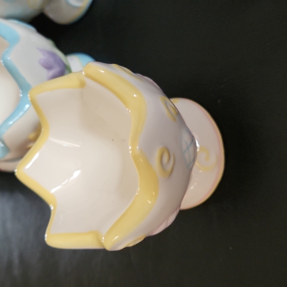 EUC Vintage GKA 2 sets of Easter egg ceramic cups for eggs - Picture 2 of 9